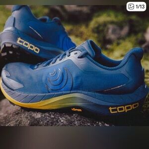 Topo Athletic Mountain Racer 4